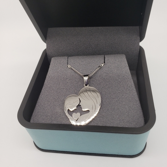 1084- Mother Daughter Necklace Stanley Steel NWT - Picture 4 of 5